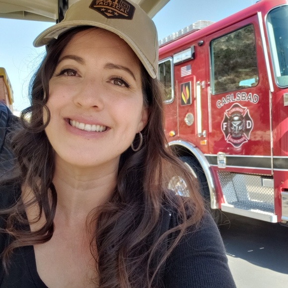 Meet your Posher, Laudy - Picture 1 of 1